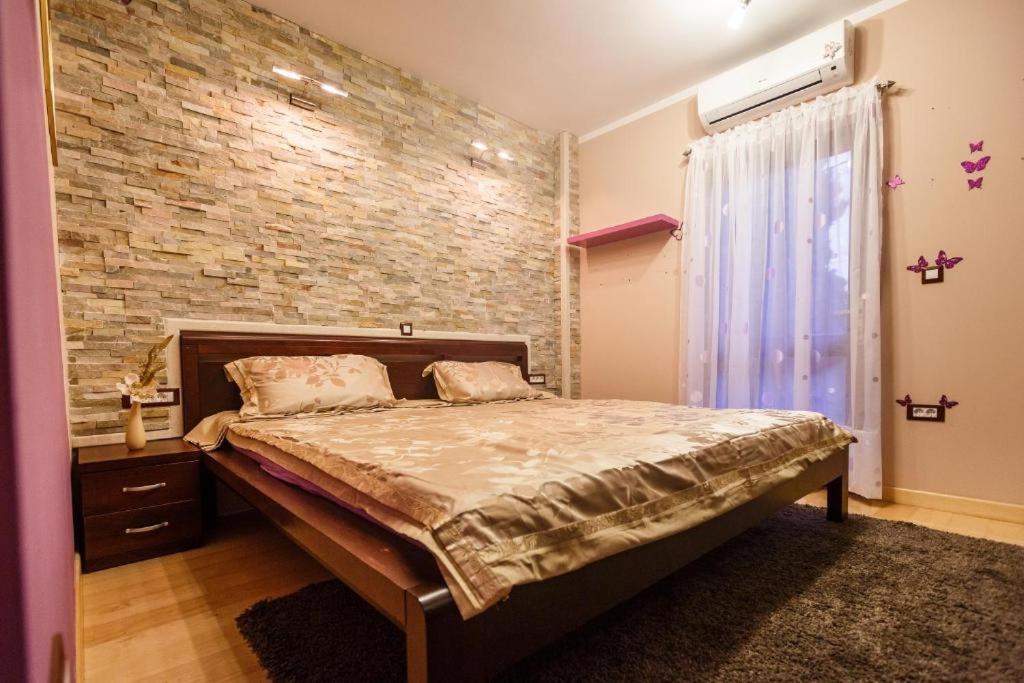 Luxury Near Bacvice Beach Apartman *