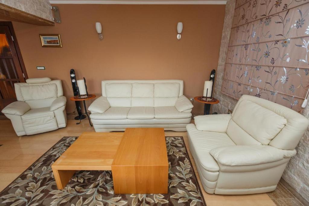 Luxury Near Bacvice Beach Apartman *