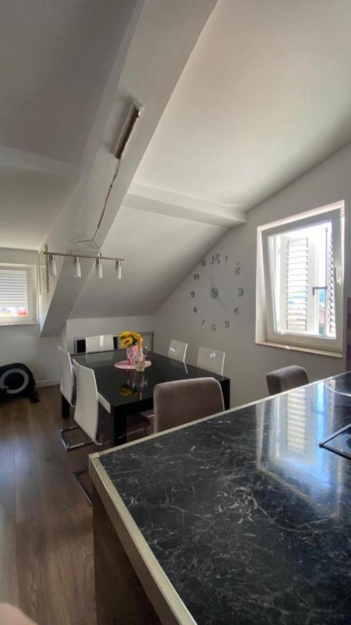 Apartman Luxury Near Bacvice Beach